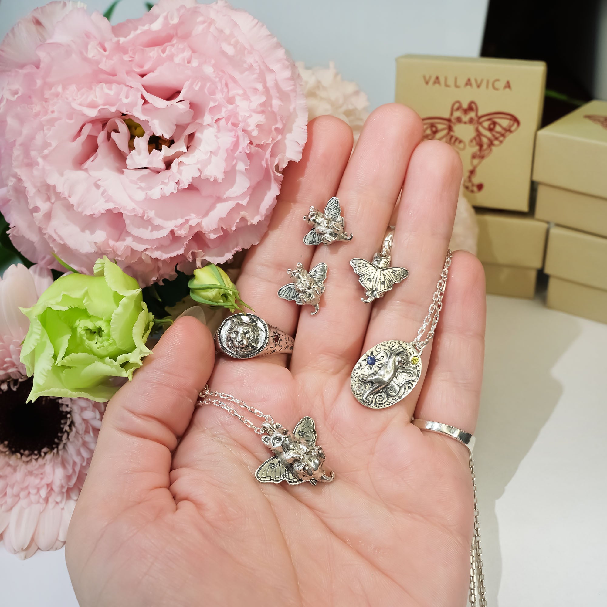 Sterling Silver Tiger signet