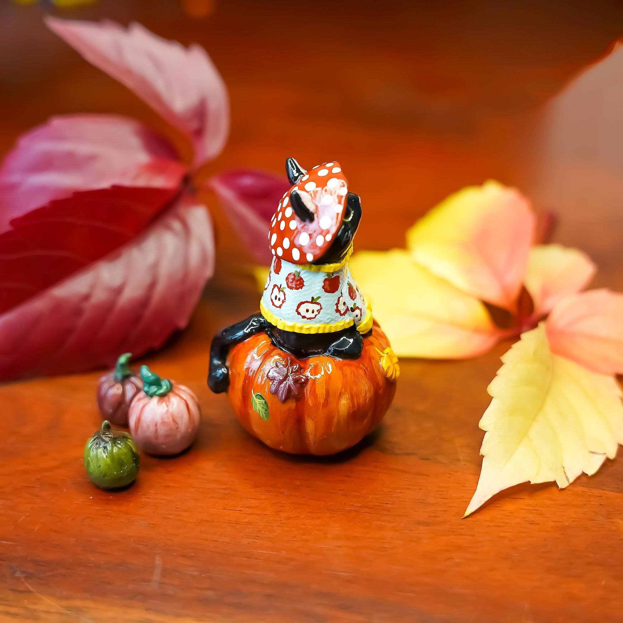 Autumn cat