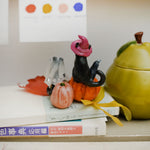 Cats on the pumpkins figurine