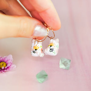 White cats with colorful flowers earrings