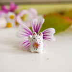 Maneki neko white with a flower pendant