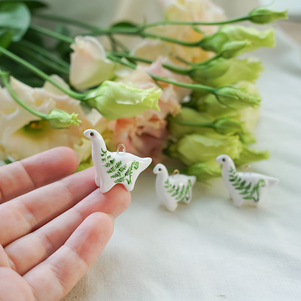 Diplodocus with ferns pendant