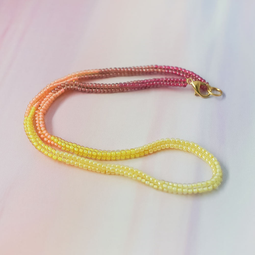 Glass beads necklace - lemonade