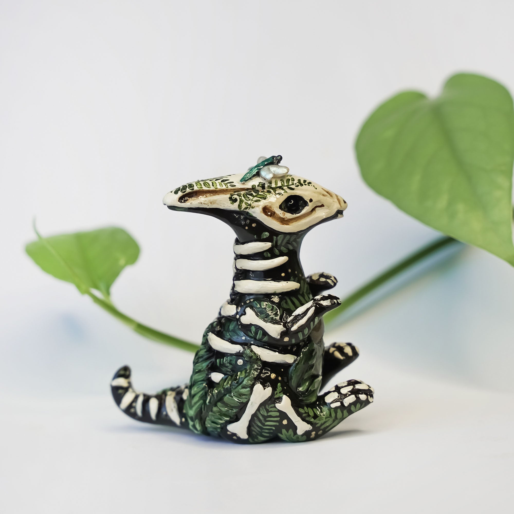 Parasaurolophus with labradorite fossil figurine