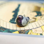 Pigeon pendant