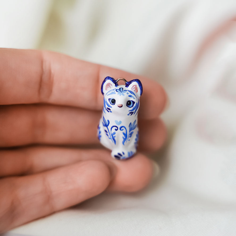 Tiger with blue flowers pendant