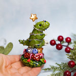 T-rex the Christmas Tree