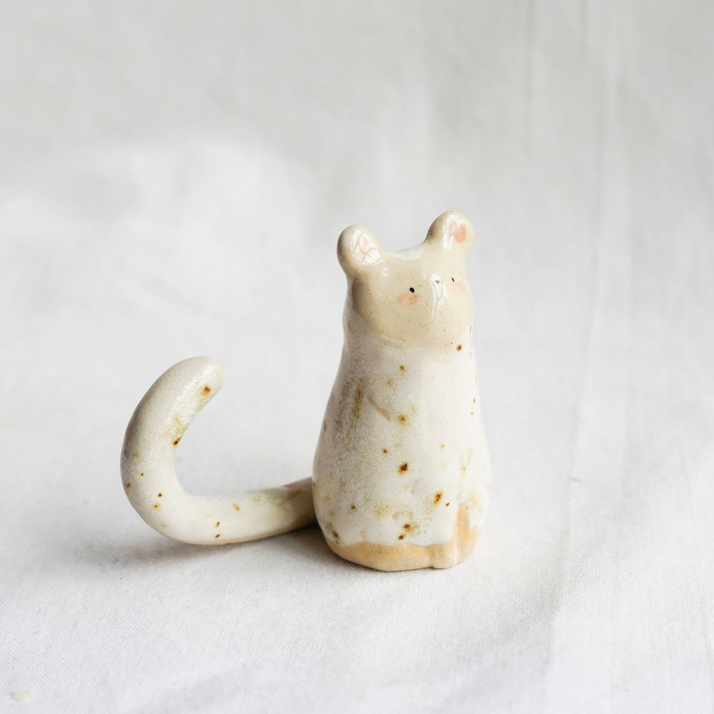 Ceramic leopard figurine